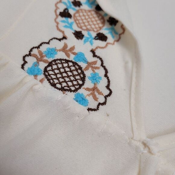 VINTAGE 70s Sears ivory embroidered long sleeve nightgown M - Picture 6 of 11